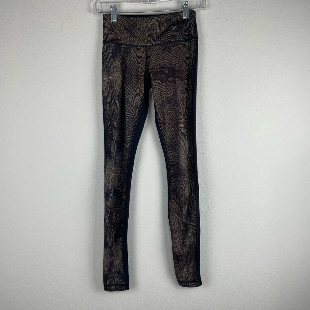 Lululemon Black Gold Golden Goddess Wunder Under Athletic Pants Size 2